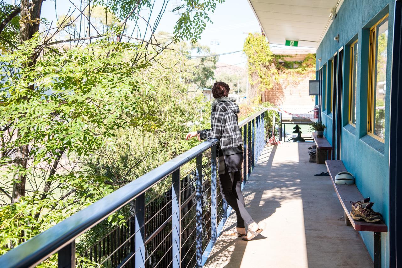 Jump Inn Alice Budget Accommodation Alice Springs Exteriér fotografie