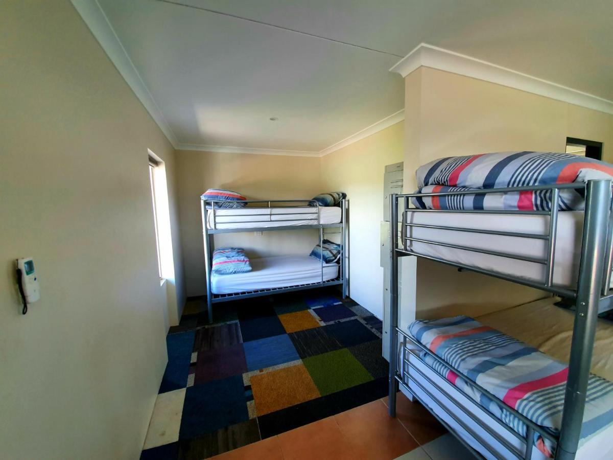 Jump Inn Alice Budget Accommodation Alice Springs Exteriér fotografie